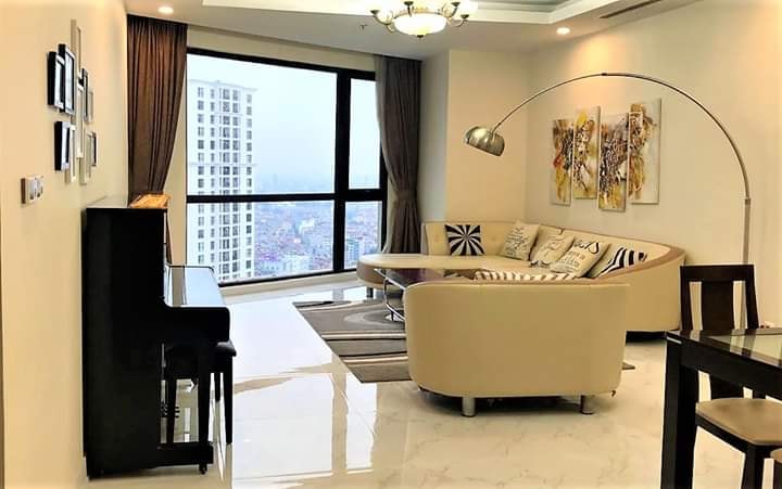Bán căn hộ chung cư Royal City - thiết kế phòng khách